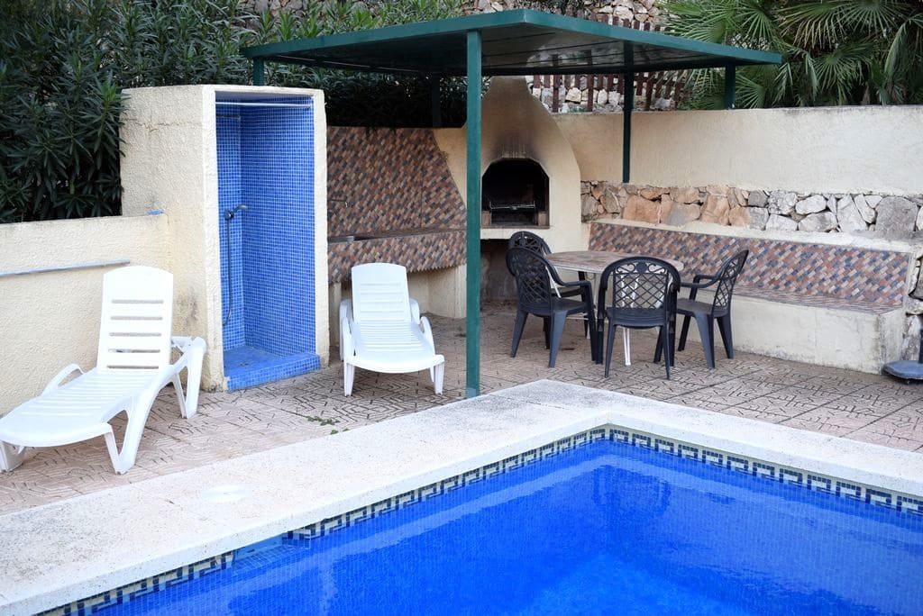 Chalet de 4 habitaciones en Calpe / Calp en venta con piscina garaje - 450.000 € (Ref: 9458411)