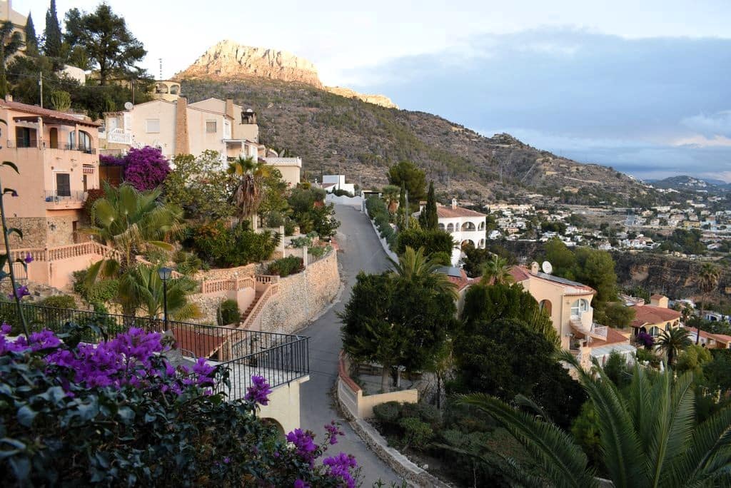 Chalet de 4 habitaciones en Calpe / Calp en venta con piscina garaje - 450.000 € (Ref: 9458411)