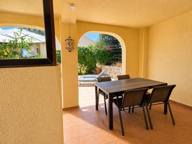 4 slaapkamer Villa te koop in Maryvilla, Calpe / Calp met zwembad garage - € 649.000 (Ref: 9919054)