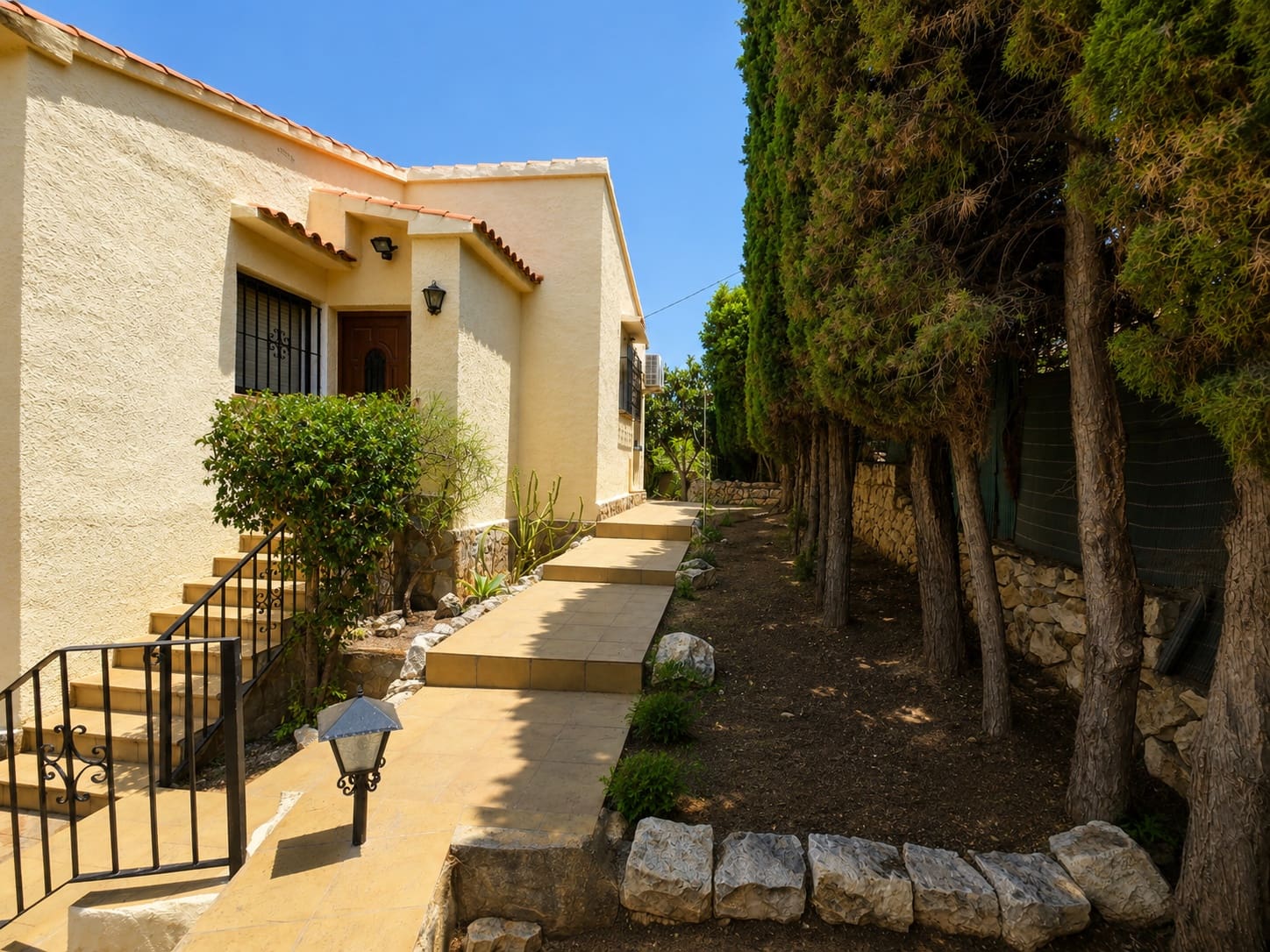 4 soveværelse Villa til salg i Calpe / Calp med swimmingpool garage - € 649.000 (Ref: 9919054)