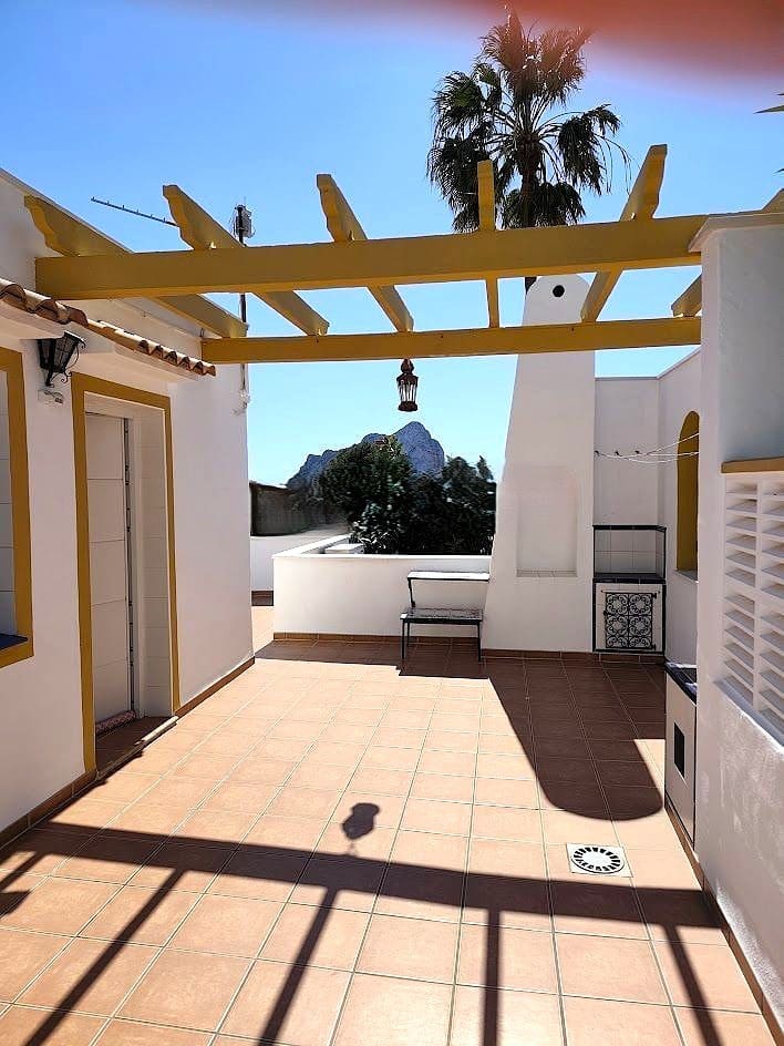 3 quarto Bungalow para venda em Calpe / Calp com piscina garagem - 385 000 € (Ref: 9987181)