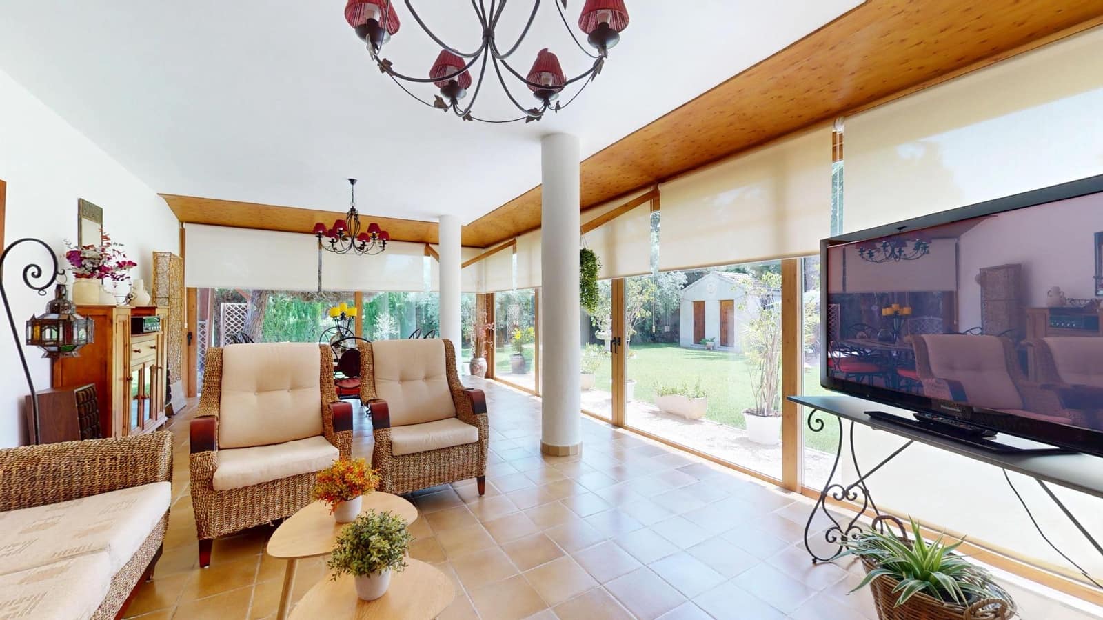 Chalet de 4 habitaciones en Valverde en alquiler con piscina garaje - 4.500 € (Ref: 10024297)