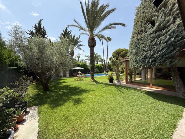 Chalet de 4 habitaciones en Valverde, Elche / Elx en alquiler con piscina garaje - 4.500 € (Ref: 10024297)