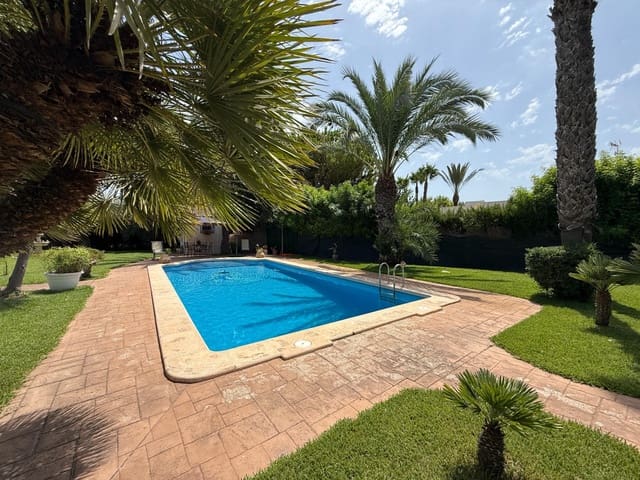 Chalet de 4 habitaciones en Valverde, Elche / Elx en alquiler con piscina garaje - 4.500 € (Ref: 10024297)