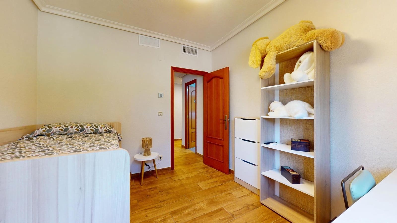 Chalet de 4 habitaciones en Valverde en alquiler con piscina garaje - 4.500 € (Ref: 10024297)