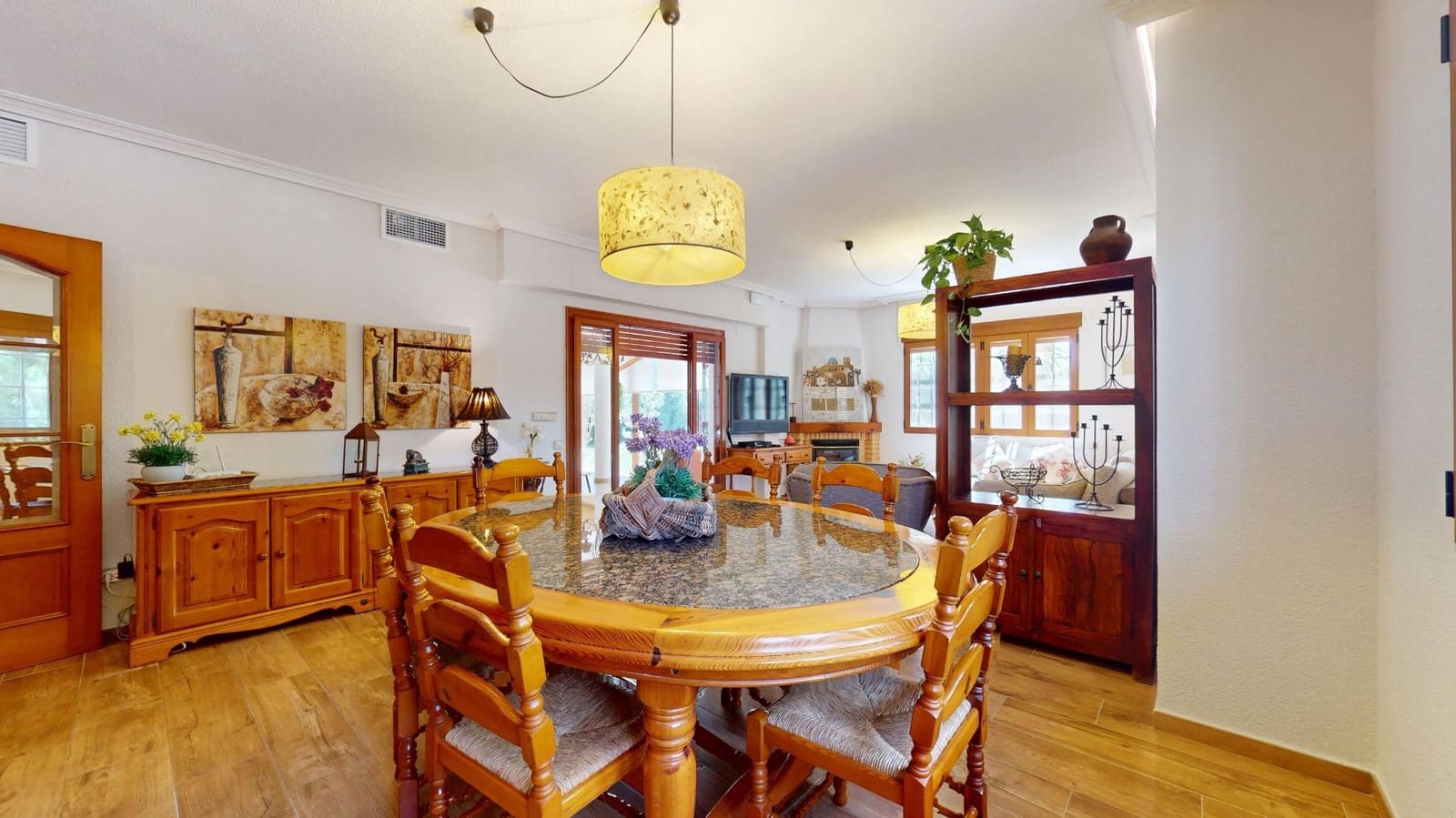 Chalet de 4 habitaciones en Valverde en alquiler con piscina garaje - 4.500 € (Ref: 10024297)
