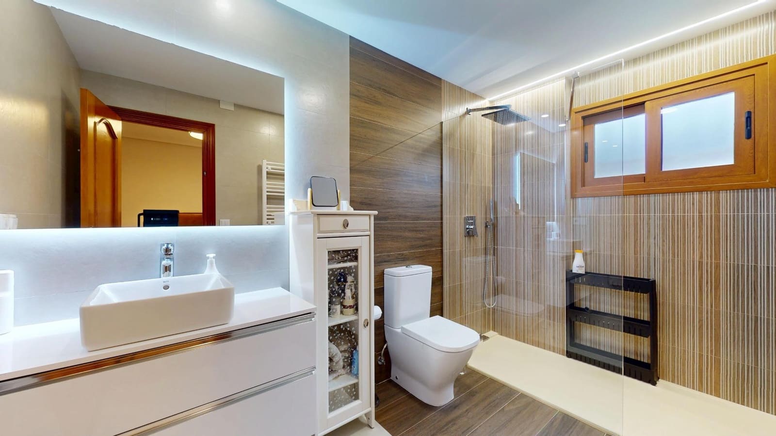 Chalet de 4 habitaciones en Valverde en alquiler con piscina garaje - 4.500 € (Ref: 10024297)