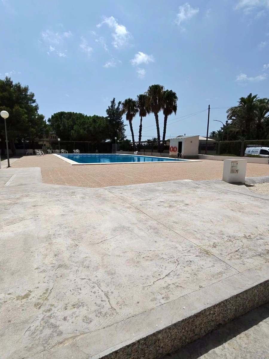 Chalet de 4 habitaciones en Valverde en alquiler con piscina garaje - 4.500 € (Ref: 10024297)