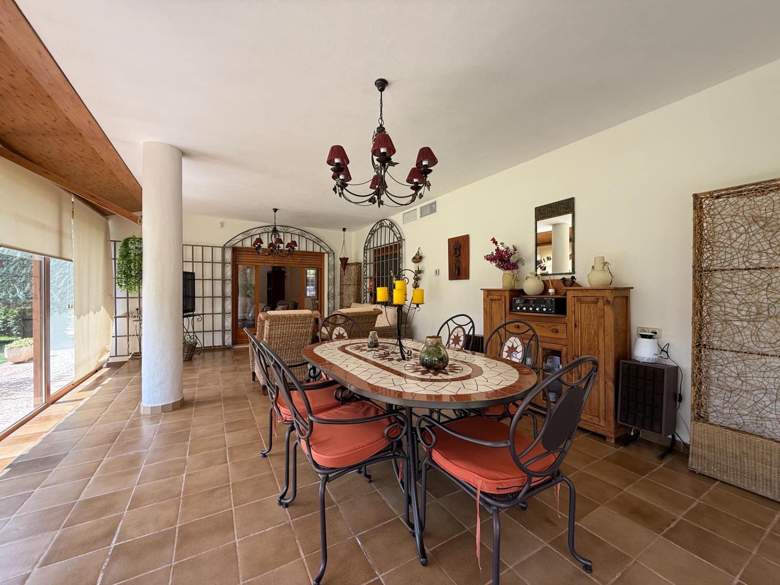 Chalet de 4 habitaciones en Valverde en alquiler con piscina garaje - 4.500 € (Ref: 10024297)