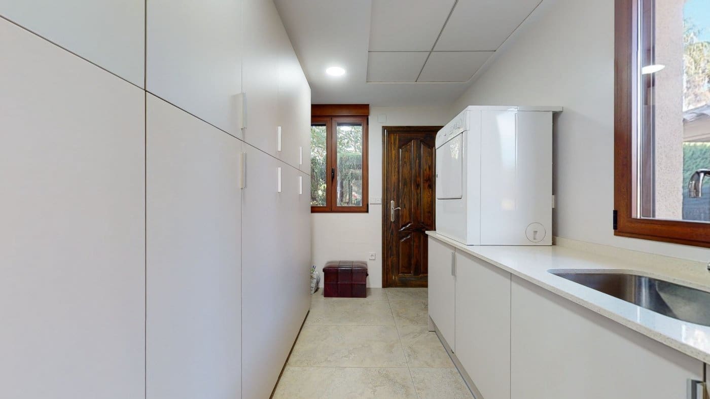 5 quarto Moradia para venda em Elche / Elx com piscina garagem - 1 165 000 € (Ref: 7944091)