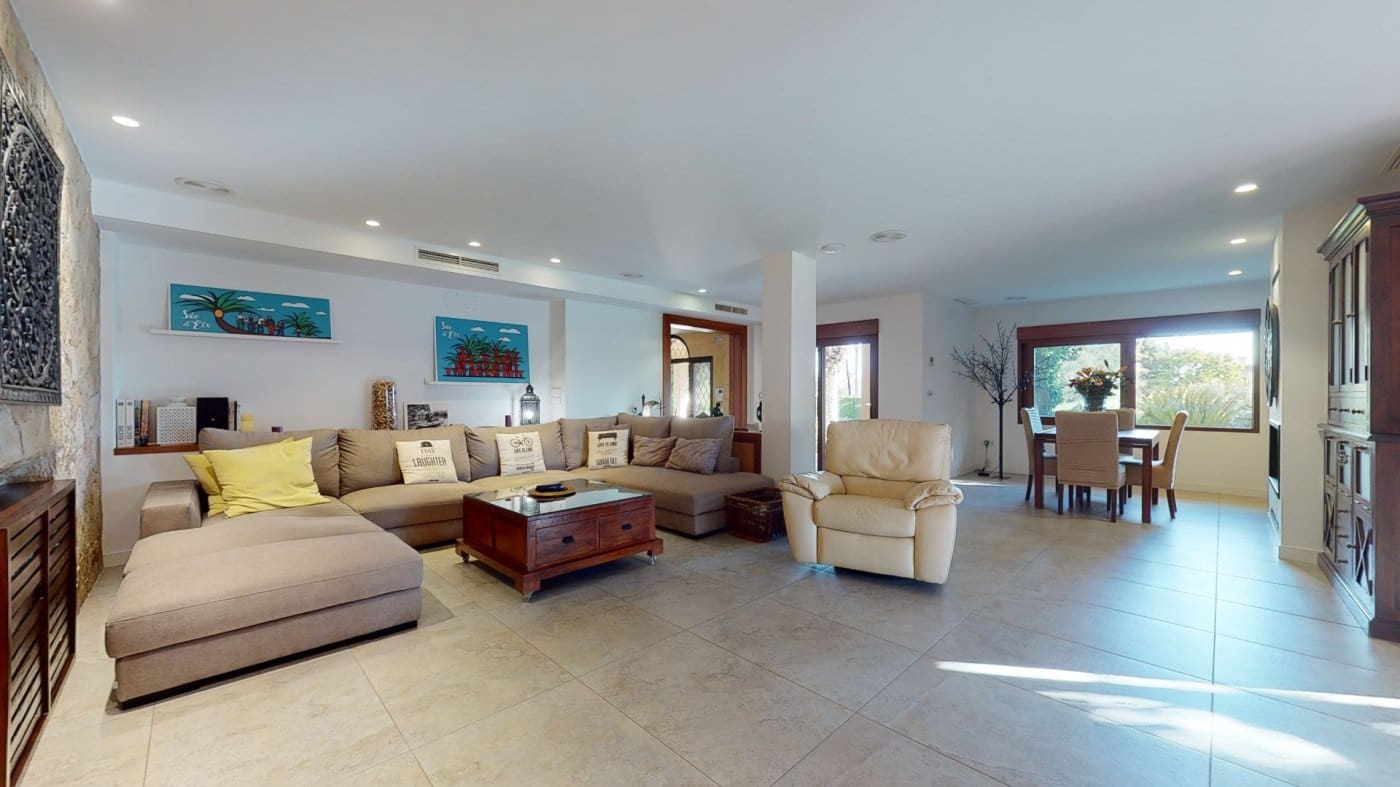 5 quarto Moradia para venda em Elche / Elx com piscina garagem - 1 165 000 € (Ref: 7944091)