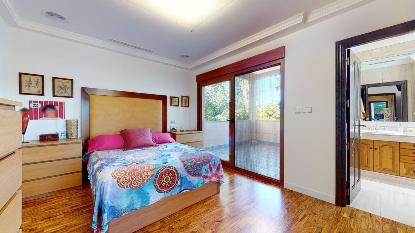 5 quarto Moradia para venda em Elche / Elx com piscina garagem - 1 165 000 € (Ref: 7944091)