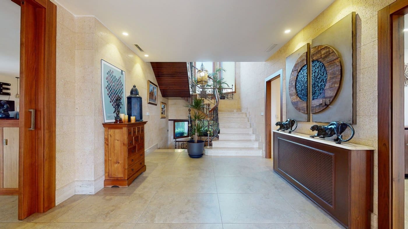 5 quarto Moradia para venda em Elche / Elx com piscina garagem - 1 165 000 € (Ref: 7944091)