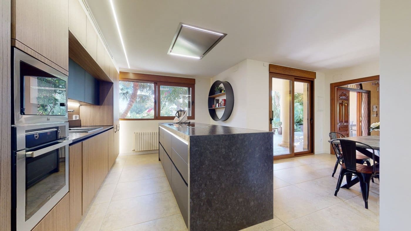 5 quarto Moradia para venda em Elche / Elx com piscina garagem - 1 165 000 € (Ref: 7944091)