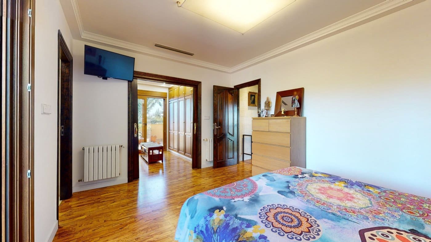 5 quarto Moradia para venda em Elche / Elx com piscina garagem - 1 165 000 € (Ref: 7944091)