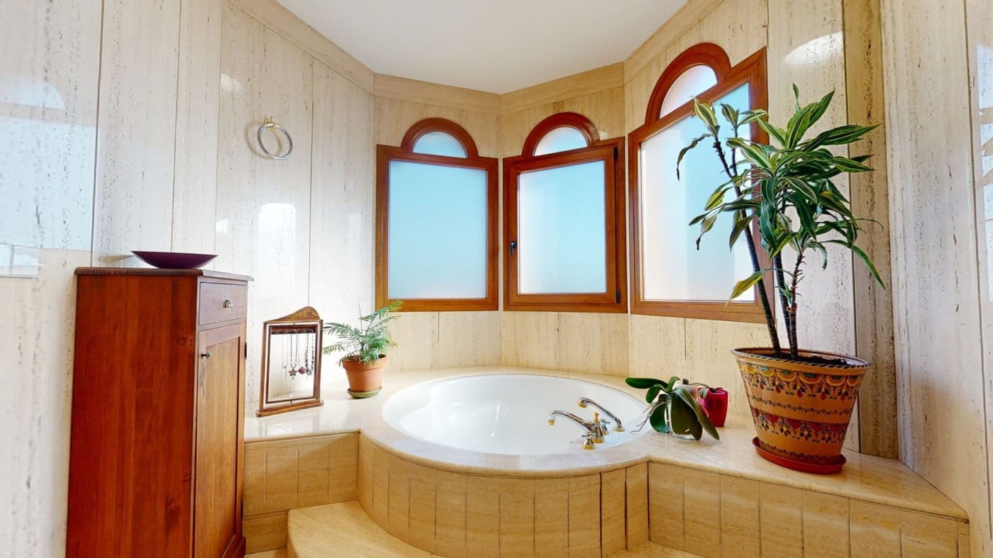 5 quarto Moradia para venda em Elche / Elx com piscina garagem - 1 165 000 € (Ref: 7944091)