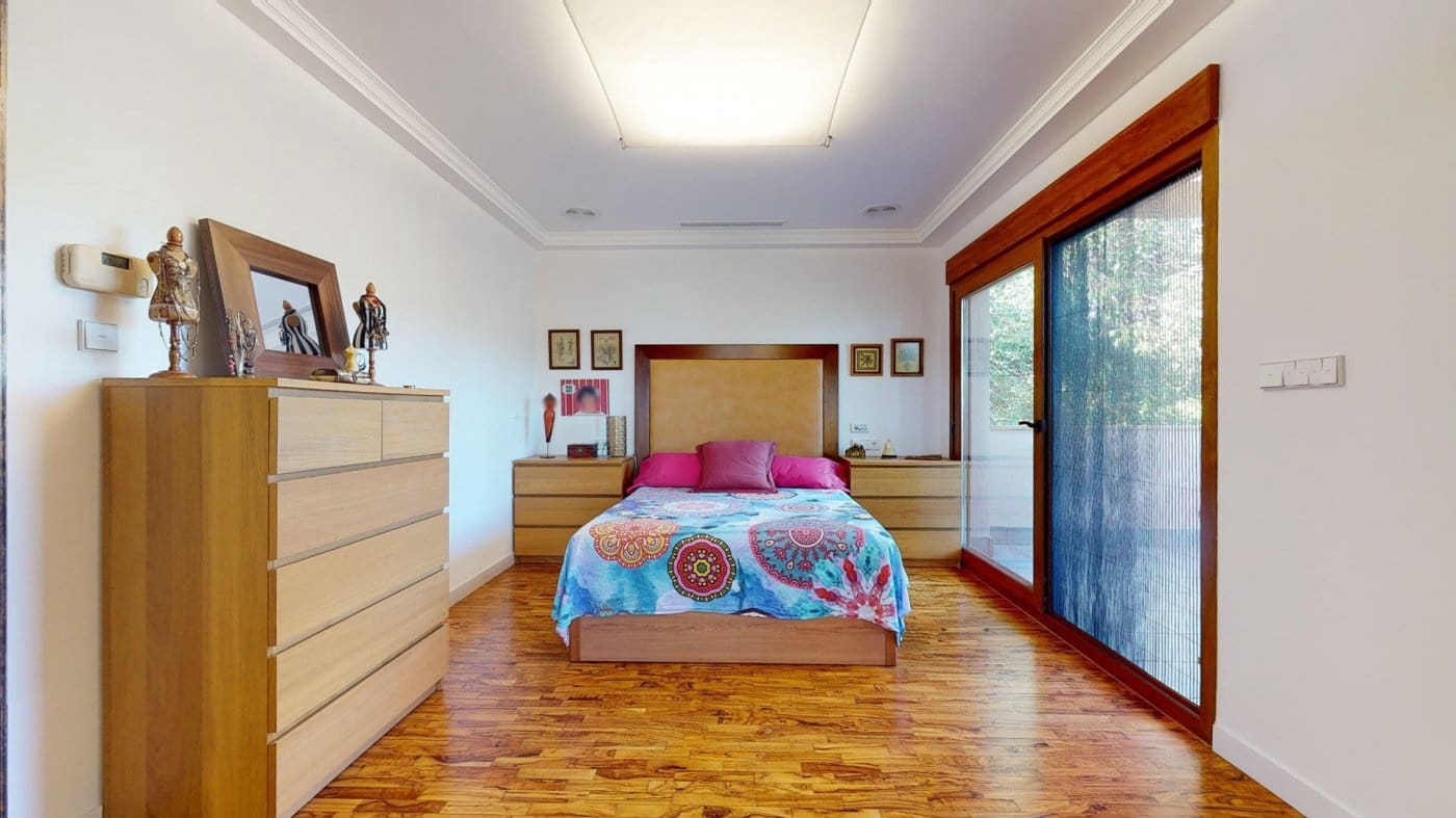 5 quarto Moradia para venda em Elche / Elx com piscina garagem - 1 165 000 € (Ref: 7944091)