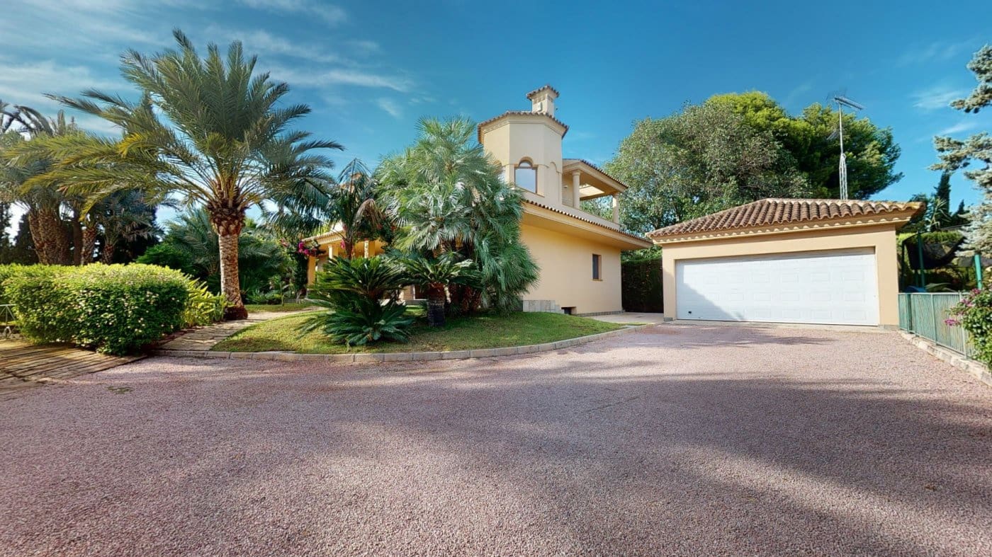 5 quarto Moradia para venda em Elche / Elx com piscina garagem - 1 165 000 € (Ref: 7944091)