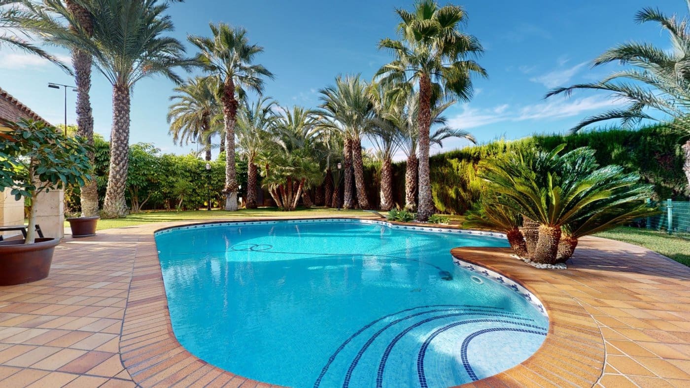 5 quarto Moradia para venda em Elche / Elx com piscina garagem - 1 165 000 € (Ref: 7944091)