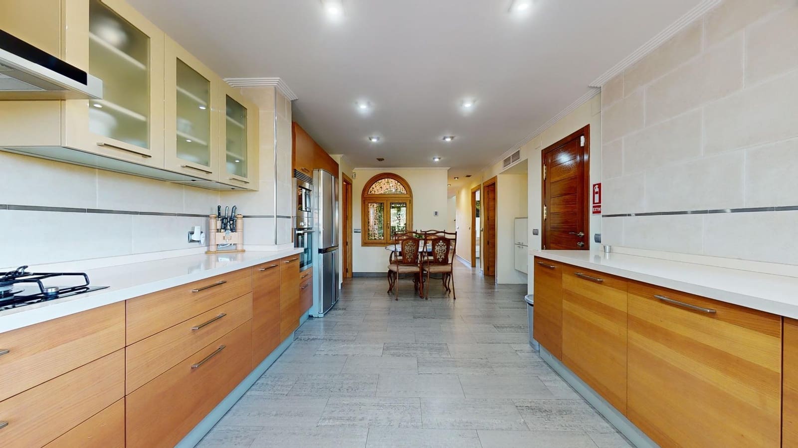 4 soveværelse Villa til salg i Elche / Elx med swimmingpool - € 1.100.000 (Ref: 7955075)