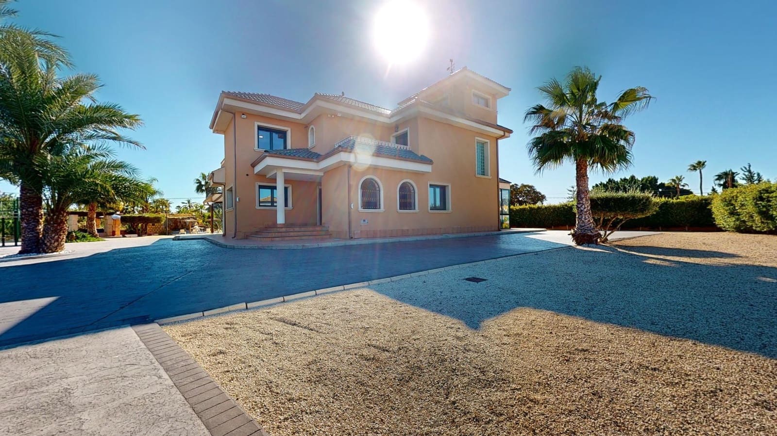 4 soveværelse Villa til salg i Elche / Elx med swimmingpool - € 1.100.000 (Ref: 7955075)