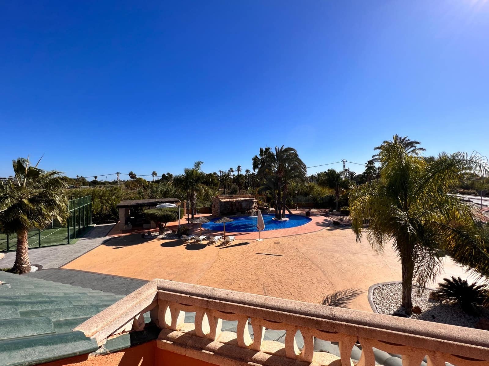 4 soveværelse Villa til salg i Elche / Elx med swimmingpool - € 1.100.000 (Ref: 7955075)