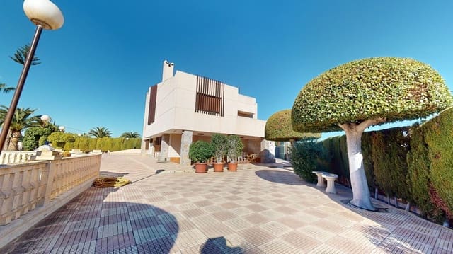6 soveværelse Villa til salg i Perleta, Elche / Elx med swimmingpool - € 560.000 (Ref: 8005777)