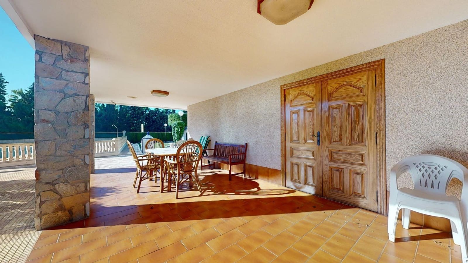 6 soveværelse Villa til salg i Perleta med swimmingpool - € 560.000 (Ref: 8005777)