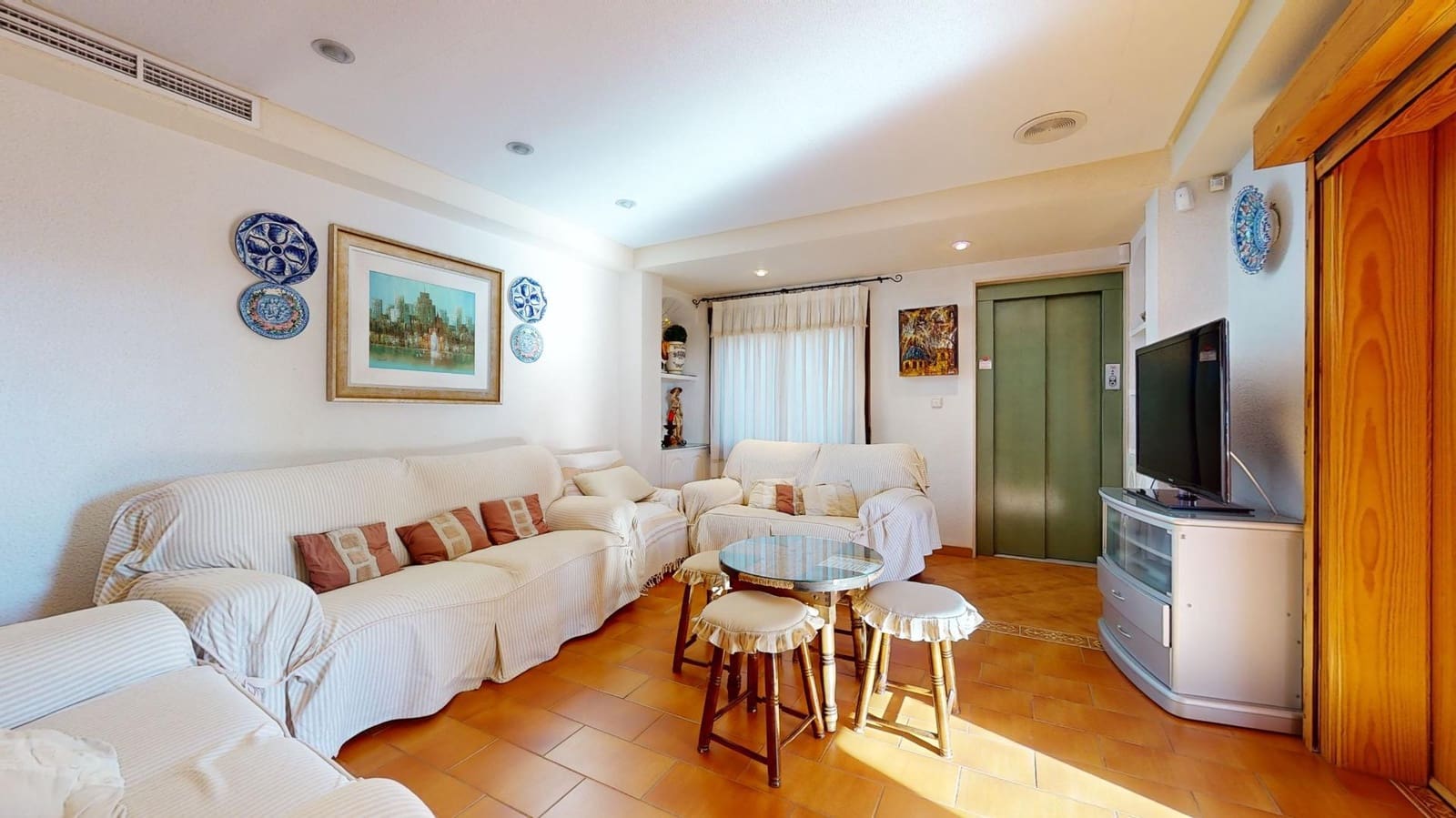 6 soveværelse Villa til salg i Perleta med swimmingpool - € 560.000 (Ref: 8005777)