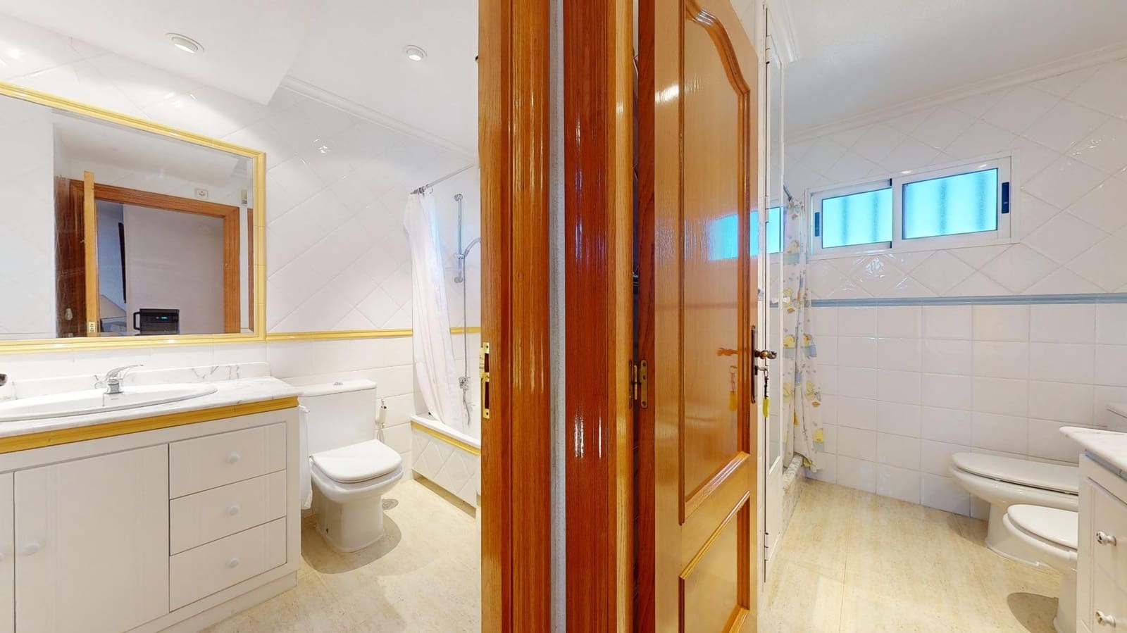 6 soveværelse Villa til salg i Perleta med swimmingpool - € 560.000 (Ref: 8005777)