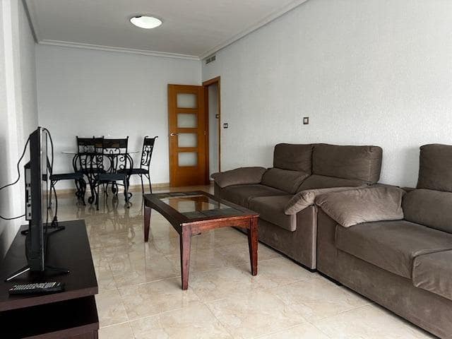 3 soverom Leilighet til leie i San Isidro med garasje - € 750 (Ref: 8209112)
