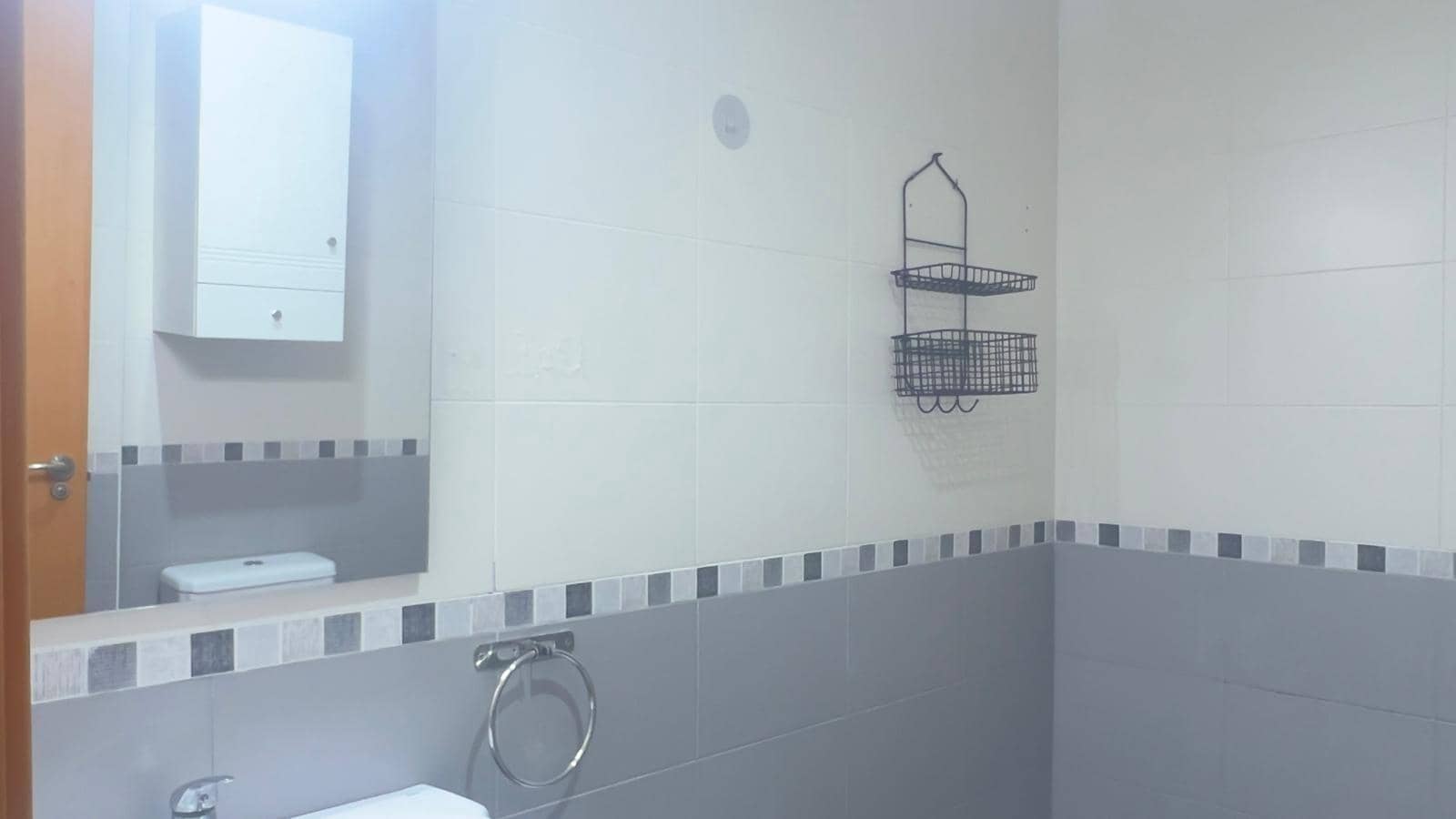 Appartement de 3 chambres à louer à San Isidro avec garage - 750 € (Ref: 8209112)