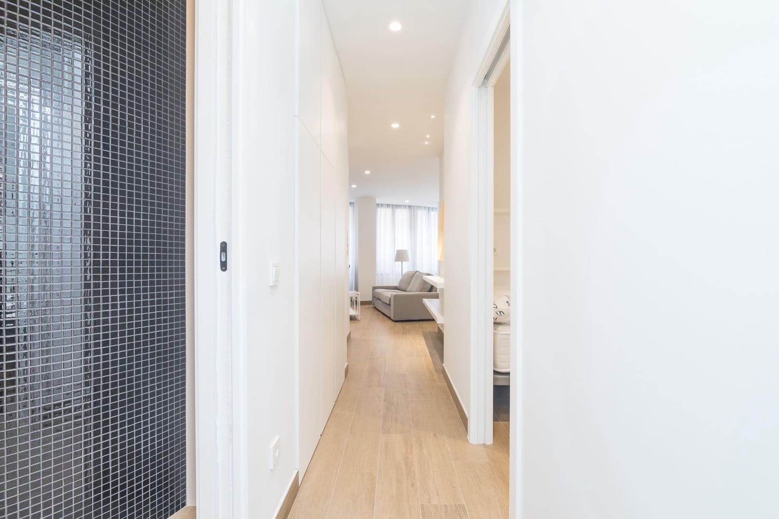 2 bedroom Flat for rent in Elche / Elx - € 975 (Ref: 8436966)