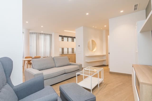 Appartement de 2 chambres à louer à Centro, Elche / Elx - 950 € (Ref: 8436966)