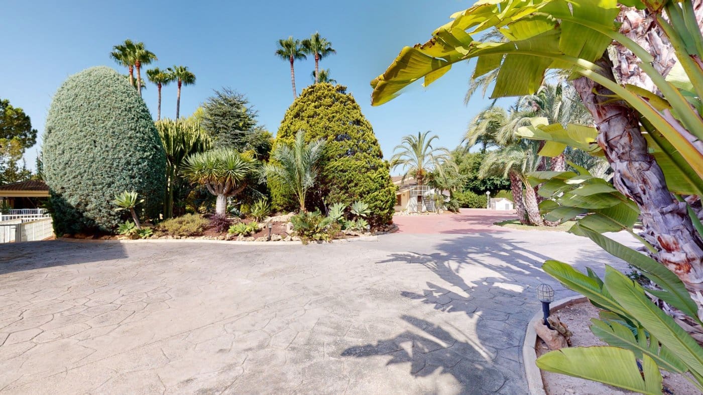 4 soverom Villa til salgs i Elche / Elx med svømmebasseng garasje - € 950 000 (Ref: 8568192)