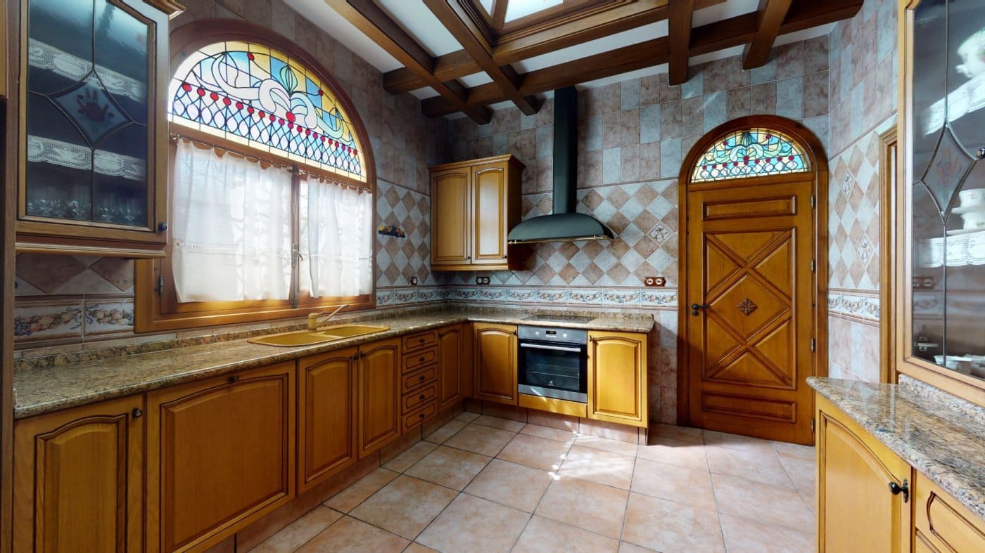 4 soverom Villa til salgs i Elche / Elx med svømmebasseng garasje - € 950 000 (Ref: 8568192)
