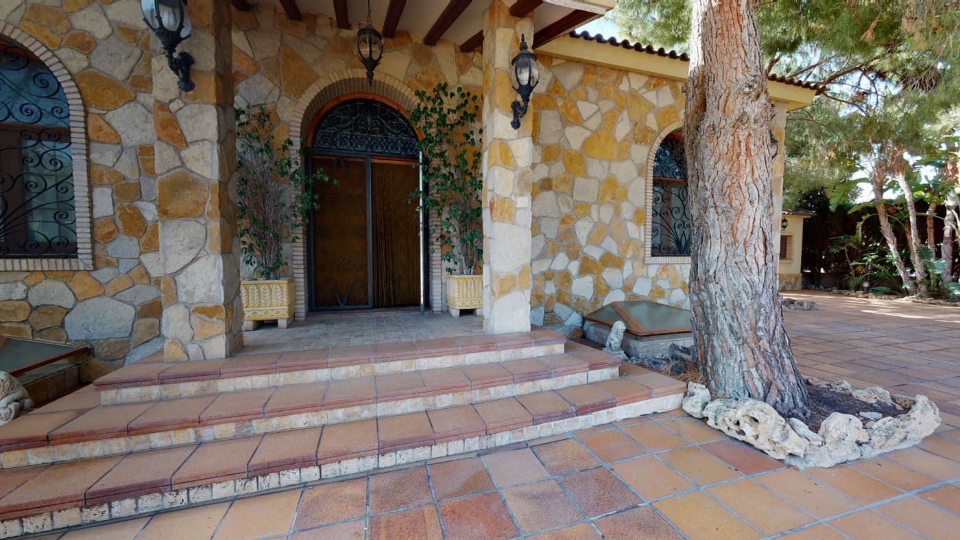 4 soverom Villa til salgs i Elche / Elx med svømmebasseng garasje - € 950 000 (Ref: 8568192)