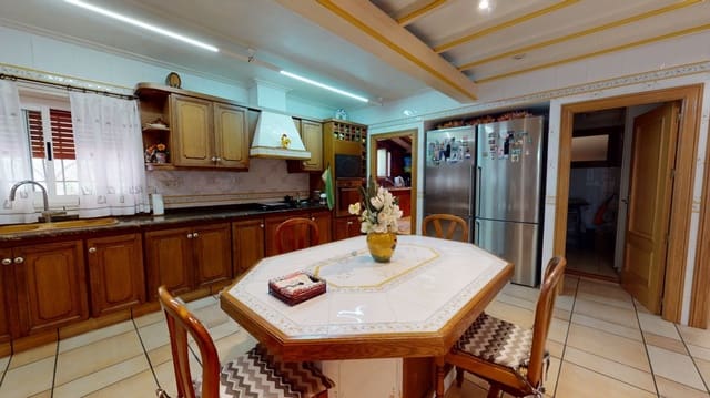 4 sypialnia Willa na sprzedaż w Elche / Elx z basenem garażem - 950 000 € (Ref: 8568192)