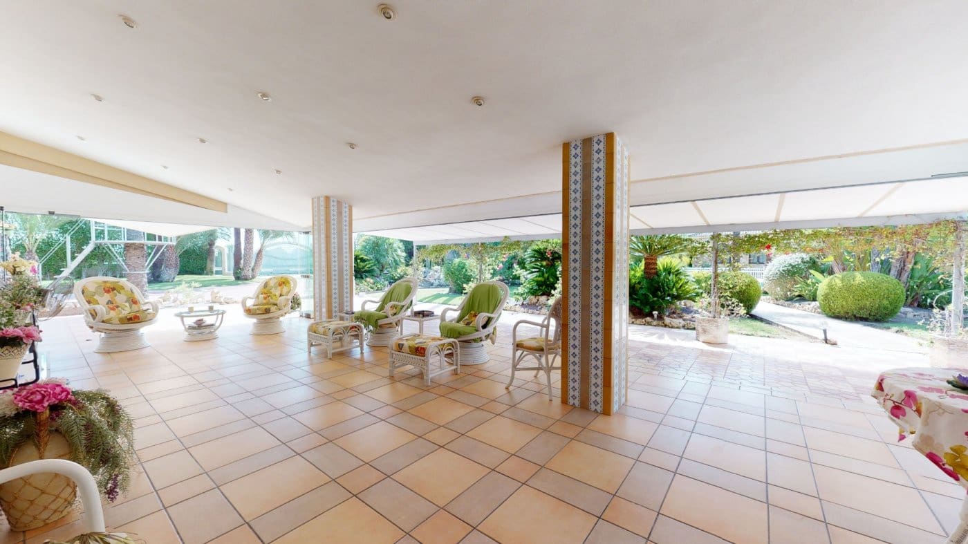 4 soverom Villa til salgs i Elche / Elx med svømmebasseng garasje - € 950 000 (Ref: 8568192)