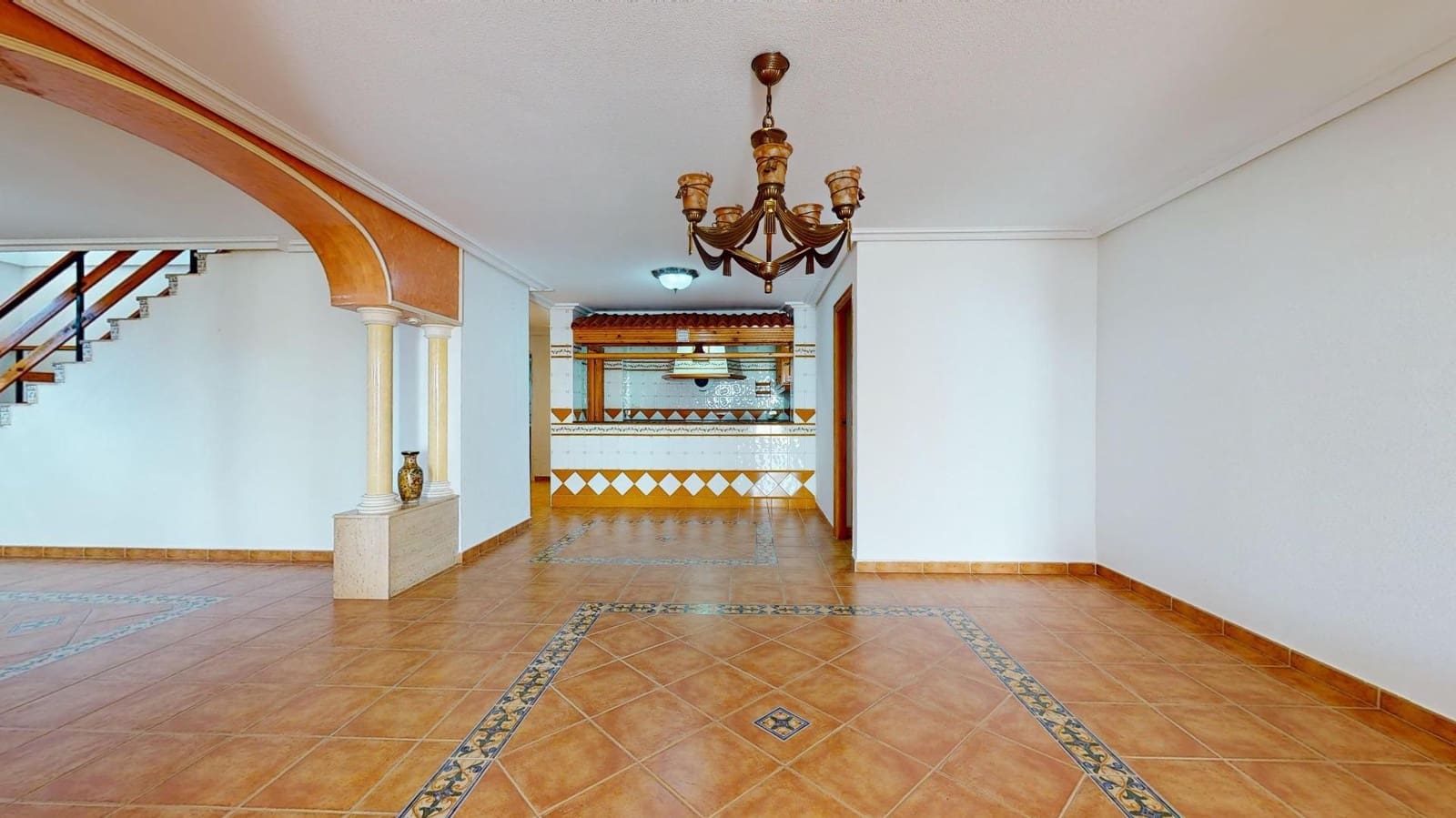 6 soverom Villa til salgs i Elche / Elx med svømmebasseng garasje - € 575 000 (Ref: 8626877)