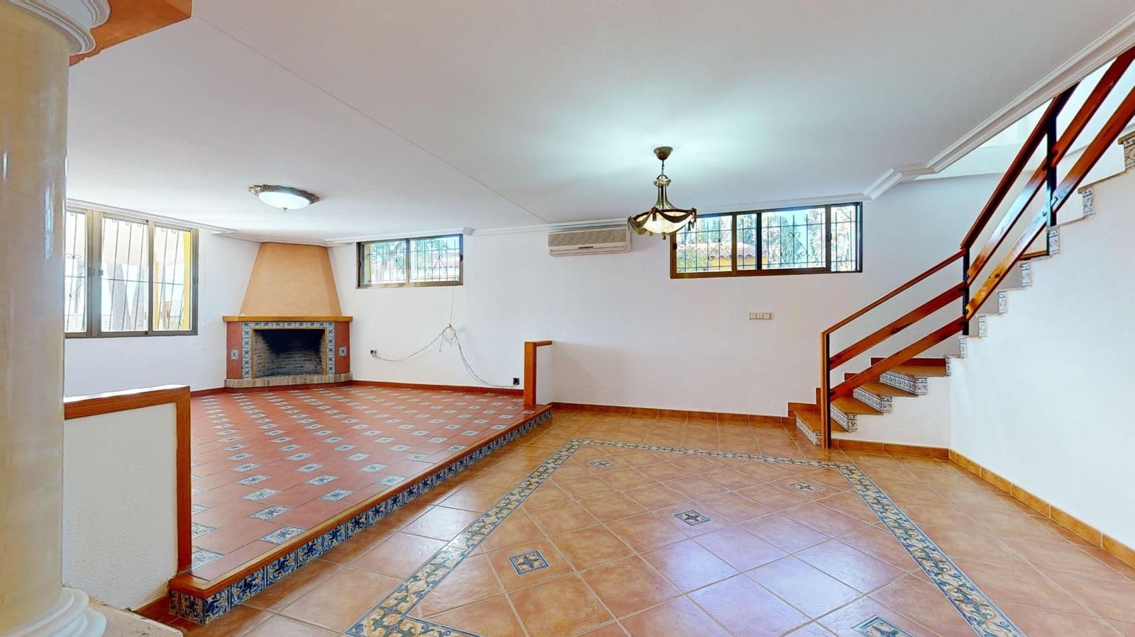 6 soverom Villa til salgs i Elche / Elx med svømmebasseng garasje - € 575 000 (Ref: 8626877)