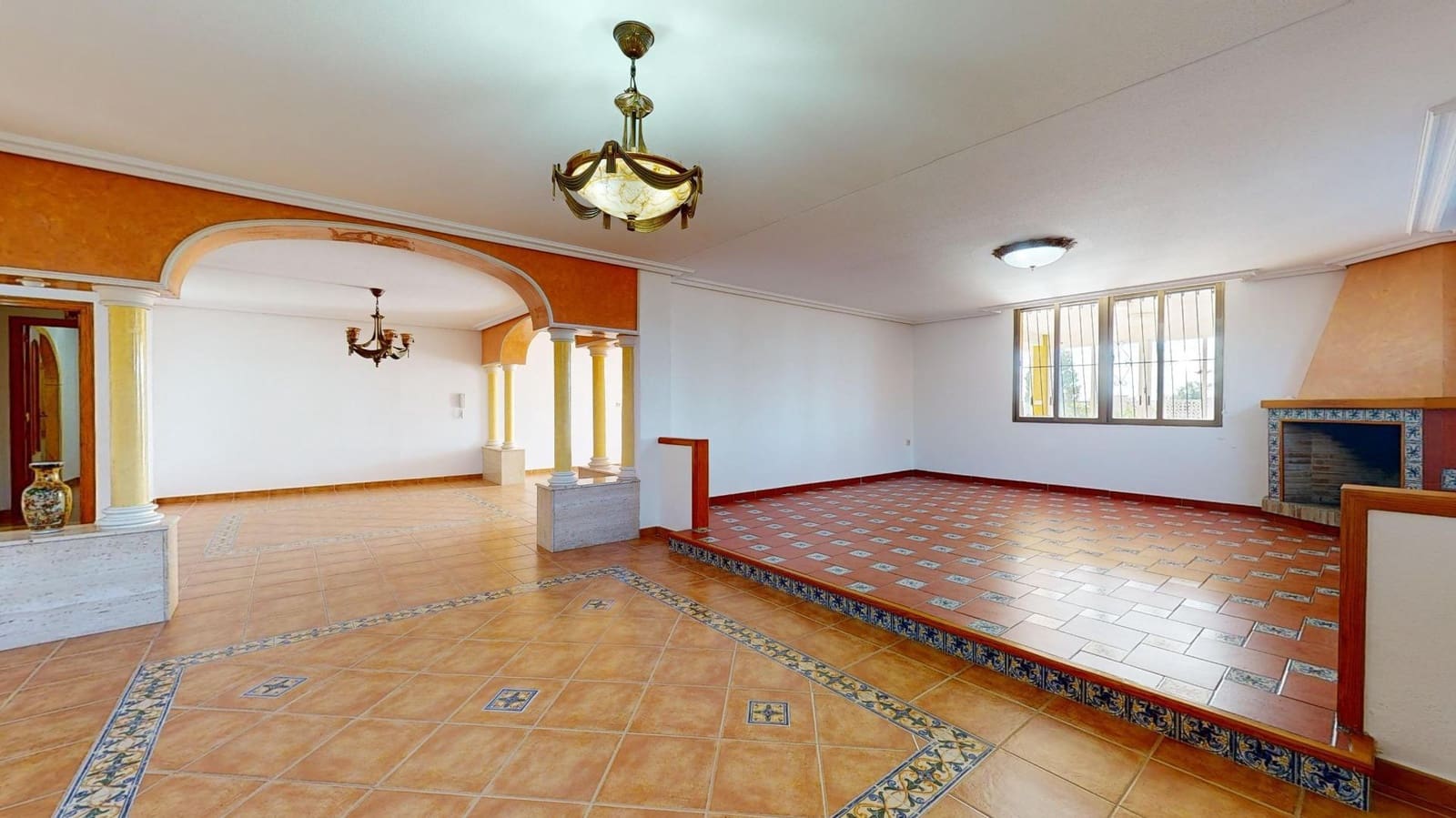 6 soverom Villa til salgs i Elche / Elx med svømmebasseng garasje - € 575 000 (Ref: 8626877)