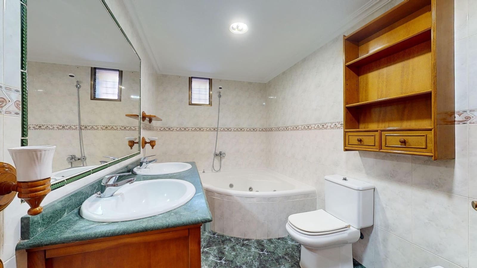 6 soverom Villa til salgs i Elche / Elx med svømmebasseng garasje - € 575 000 (Ref: 8626877)