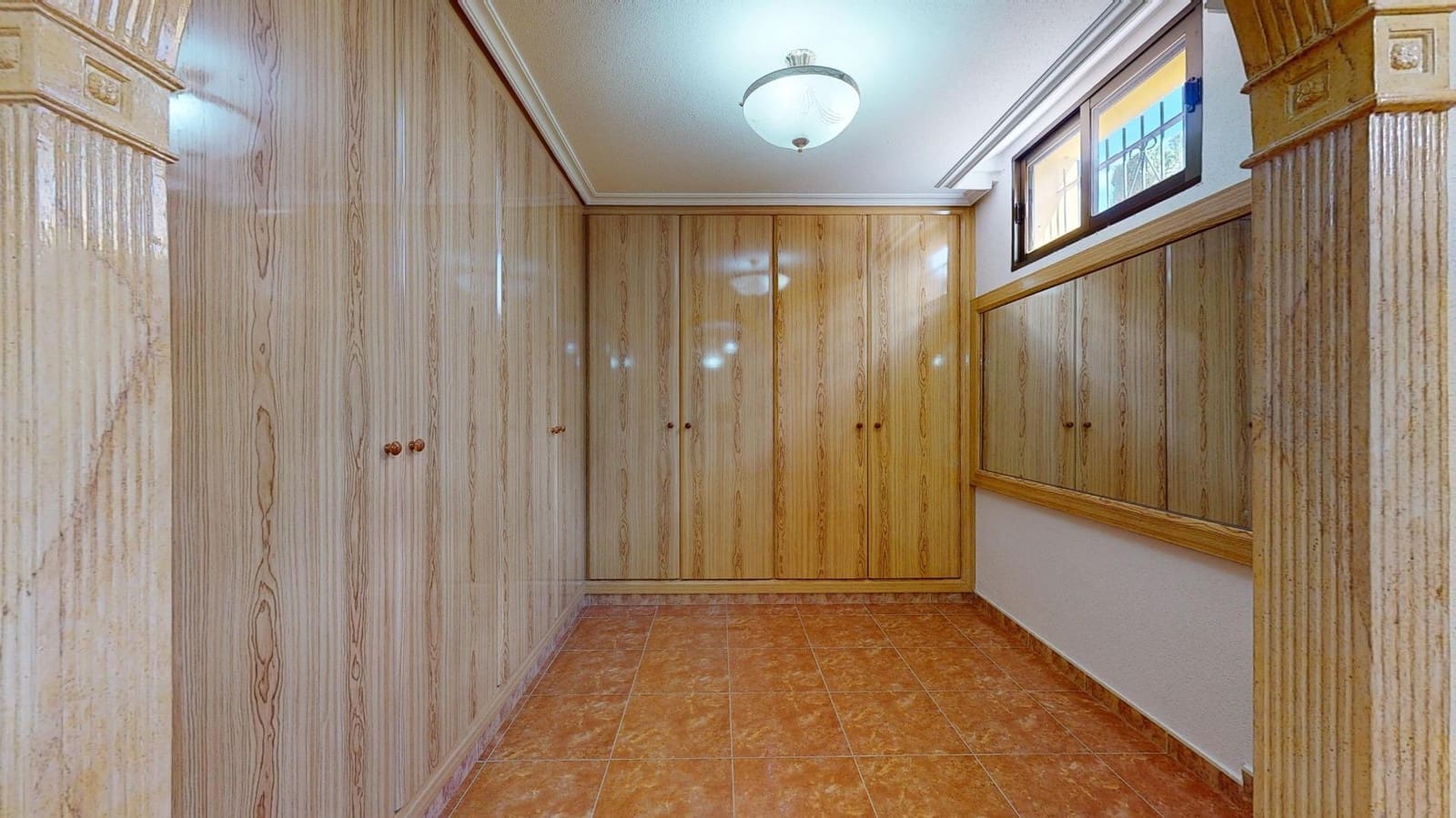 6 soverom Villa til salgs i Elche / Elx med svømmebasseng garasje - € 575 000 (Ref: 8626877)