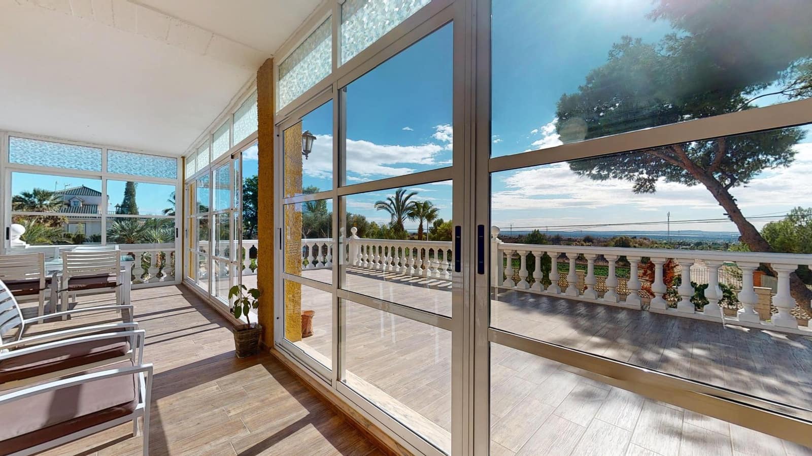 6 soverom Villa til salgs i Elche / Elx med svømmebasseng garasje - € 575 000 (Ref: 8626877)