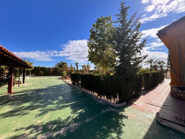 6 soverom Villa til salgs i Elche / Elx med svømmebasseng garasje - € 575 000 (Ref: 8626877)