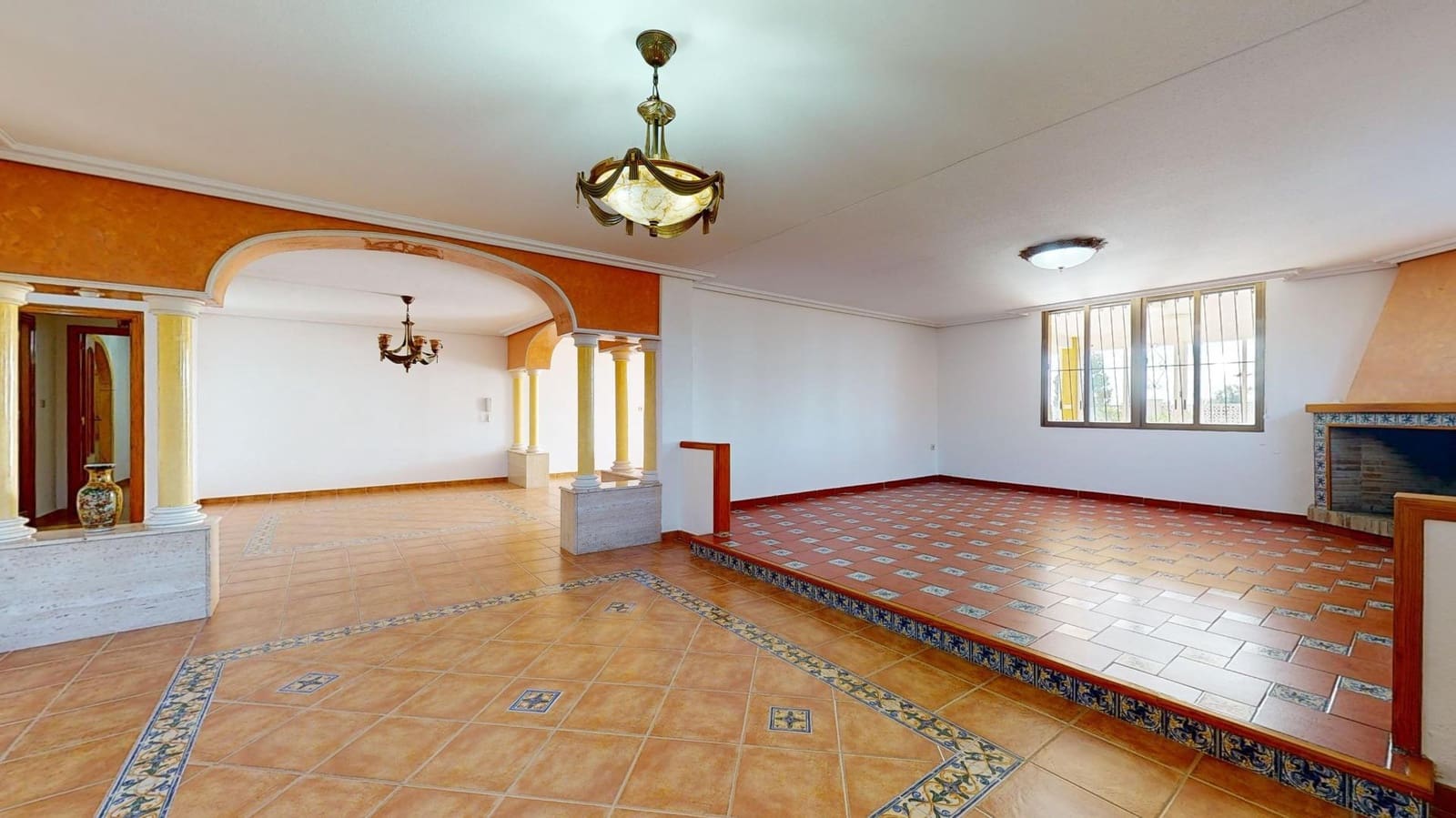 6 soverom Villa til salgs i Elche / Elx med svømmebasseng garasje - € 575 000 (Ref: 8626877)