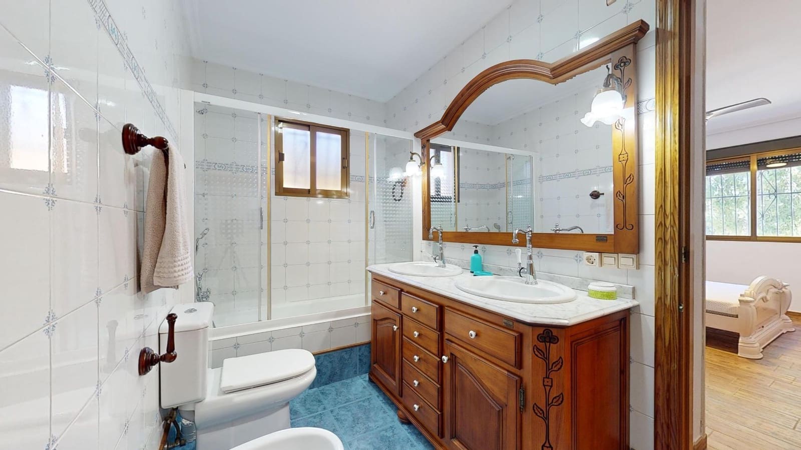 6 soverom Villa til salgs i Elche / Elx med svømmebasseng garasje - € 575 000 (Ref: 8626877)