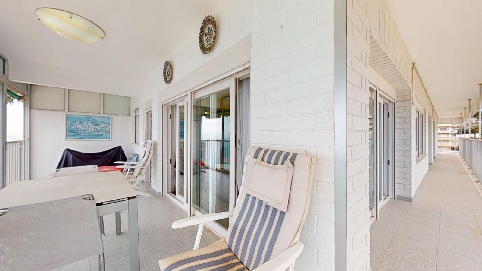 Piso de 3 habitaciones en Arenales del Sol en venta con garaje - 415.000 € (Ref: 8633204)