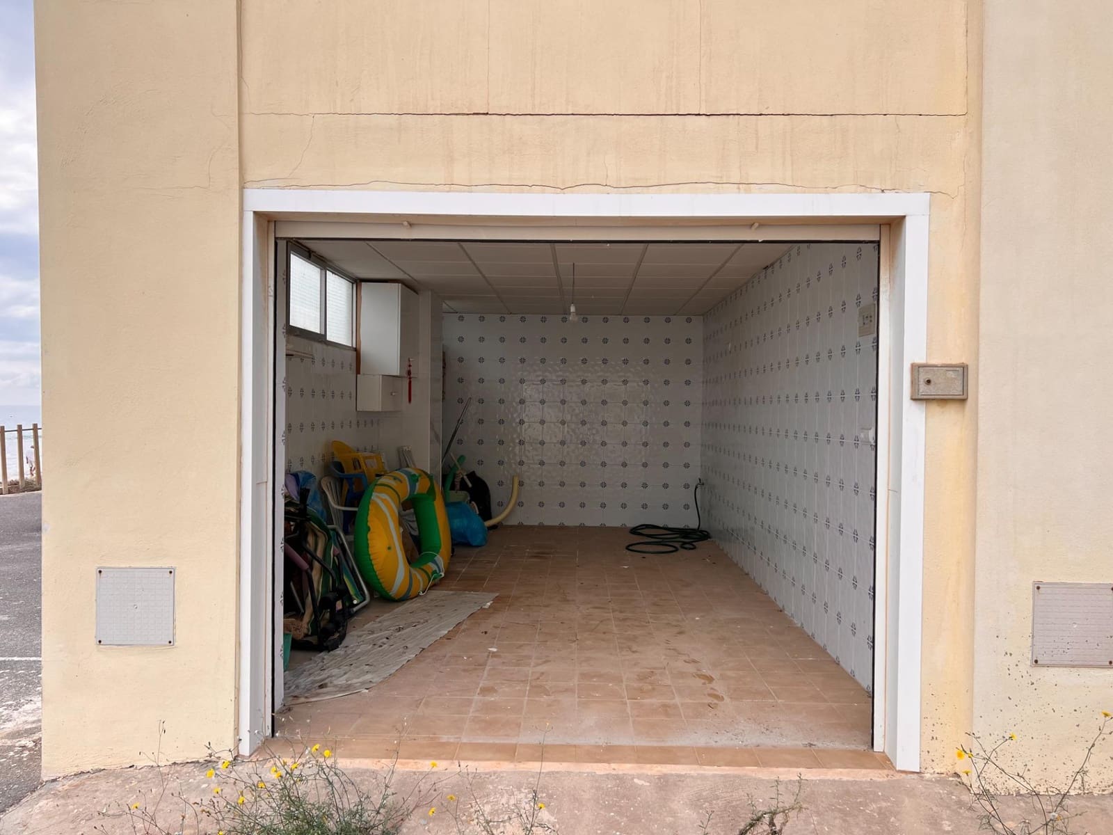 Piso de 3 habitaciones en Arenales del Sol en venta con garaje - 415.000 € (Ref: 8633204)